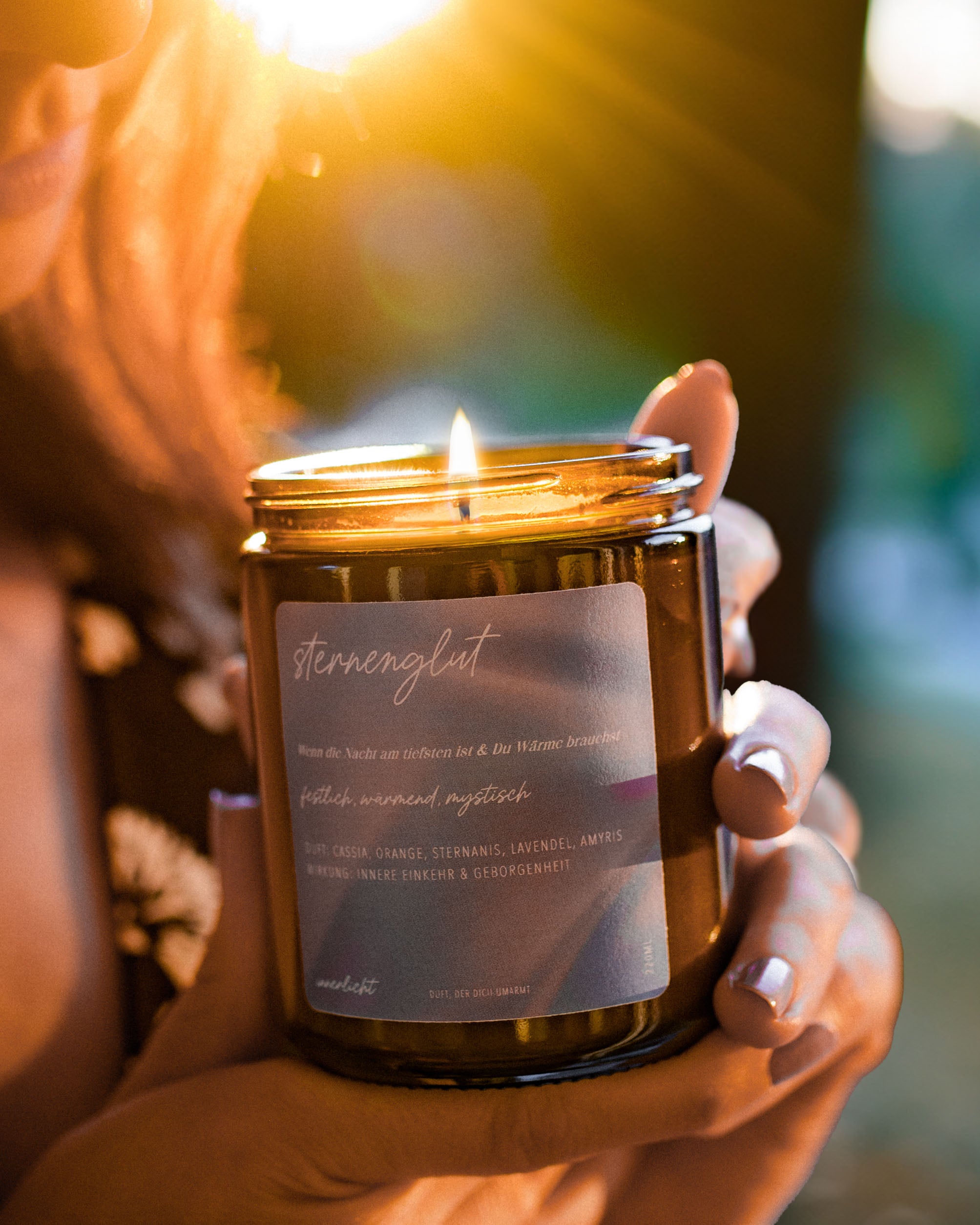 Sternenglut – Duftkerze für Licht im Dunkeln & magische Winternächte
