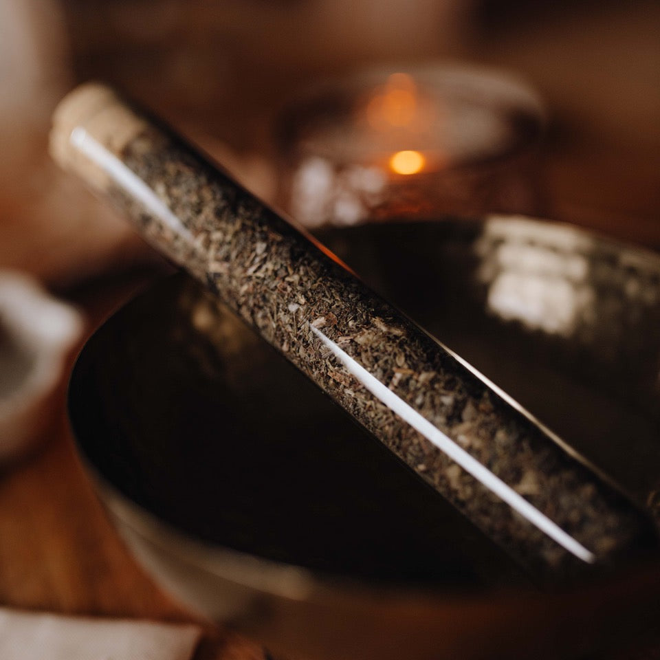 Sternenglut – Räuchermischung für Besinnung & die Rauhnächte