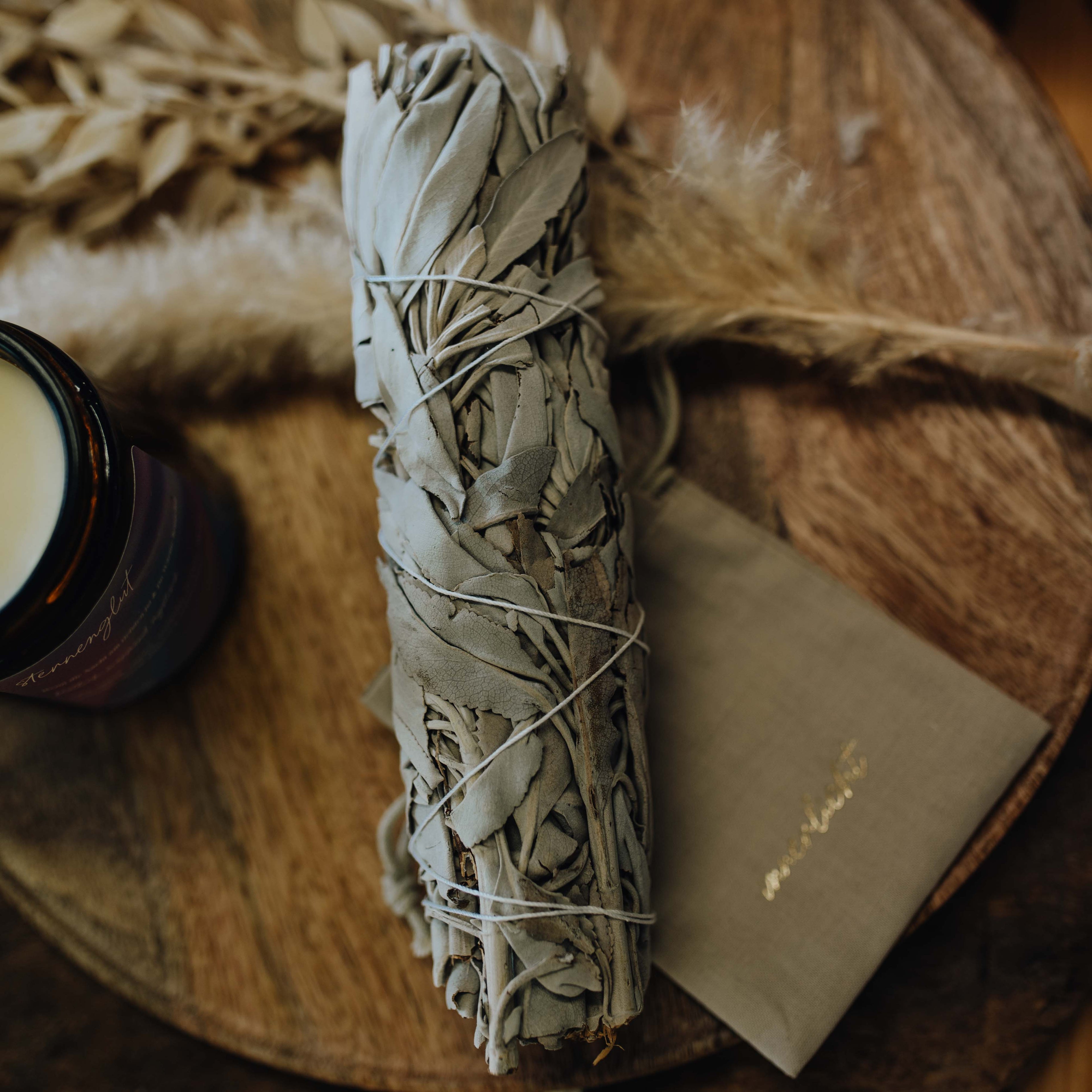 Salbei Smudge Stick – Räucherbündel weißer Salbei für Reinigung & Klarheit