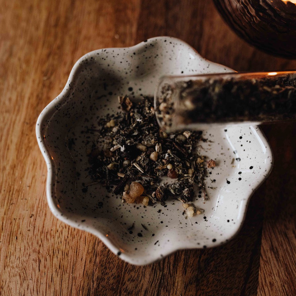 Sternenglut – Räuchermischung für Besinnung &amp; die Rauhnächte