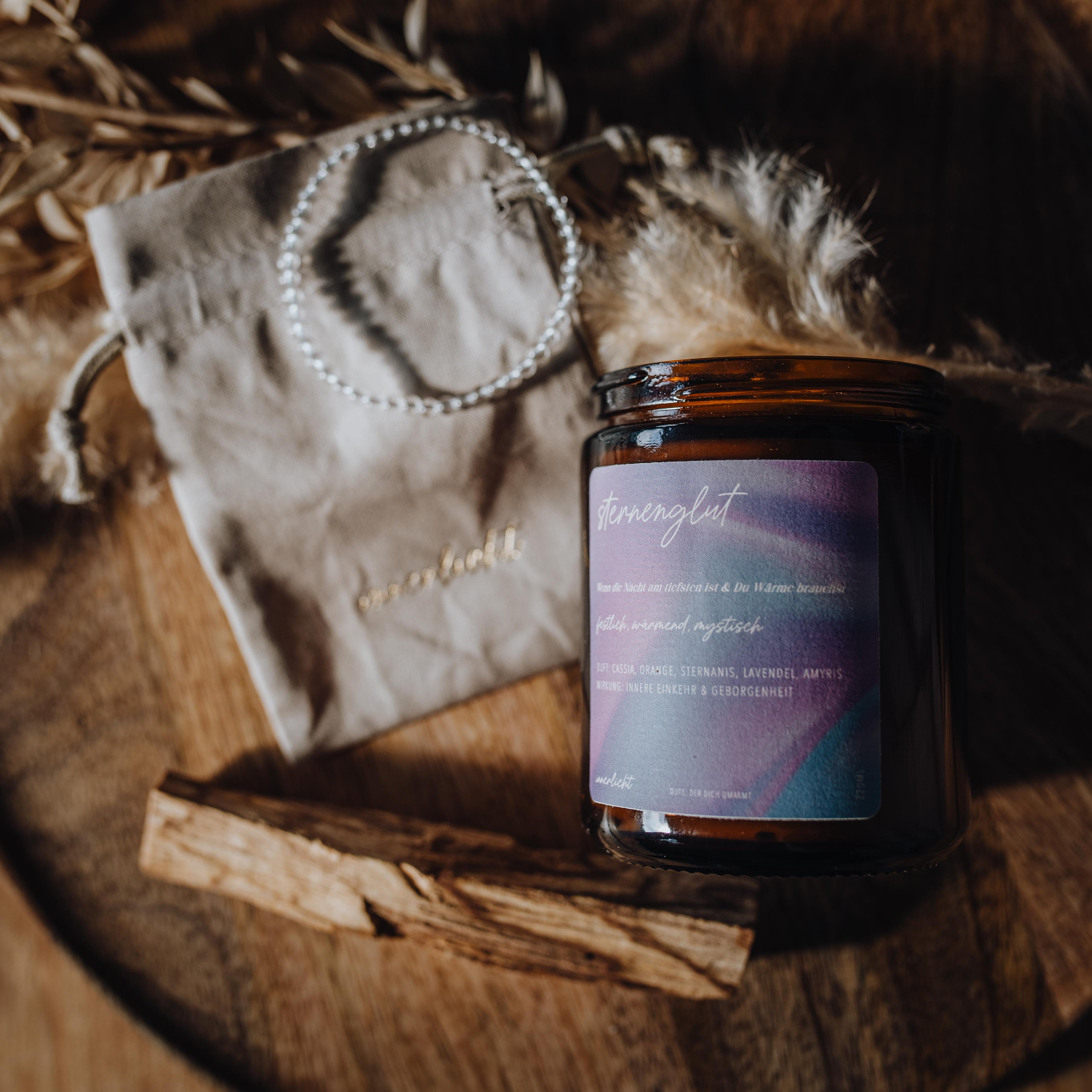 Sternenglut – Duftkerze für Licht im Dunkeln &amp; magische Winternächte